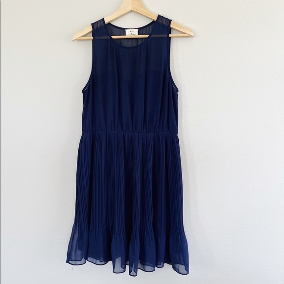 UO Pins & Needles | Chiffon Dress - Picture 2 of 4